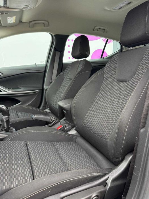 Opel Astra ,1.6 CDTI Ecotec ,Faruri Led