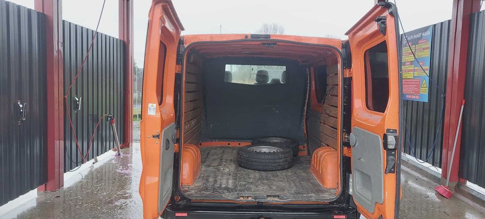 Renault trafic 2.0 dCi