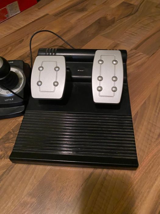 Продавам волaн с педали топ състояние