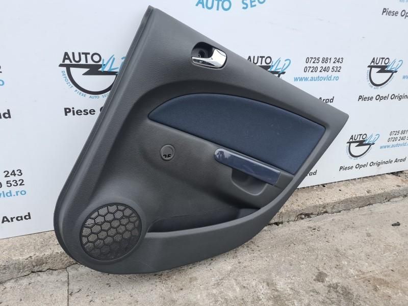 Fata usa interioara dreapta spate Opel Corsa D facelift