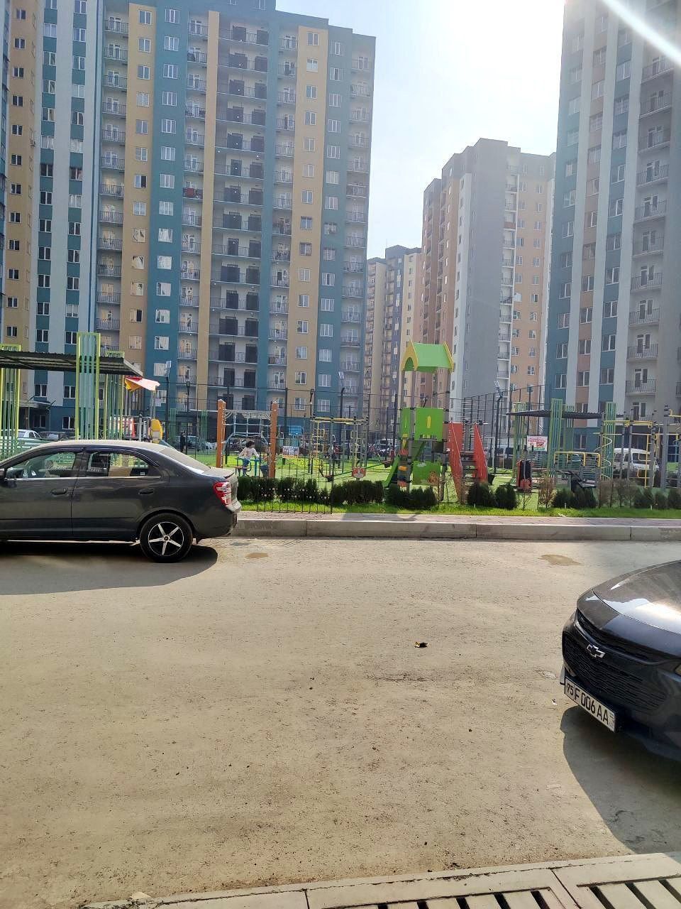 Олмос маҳалласи квартира 3/10/16