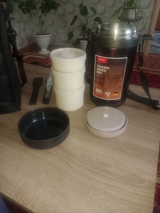 Продам новый термос