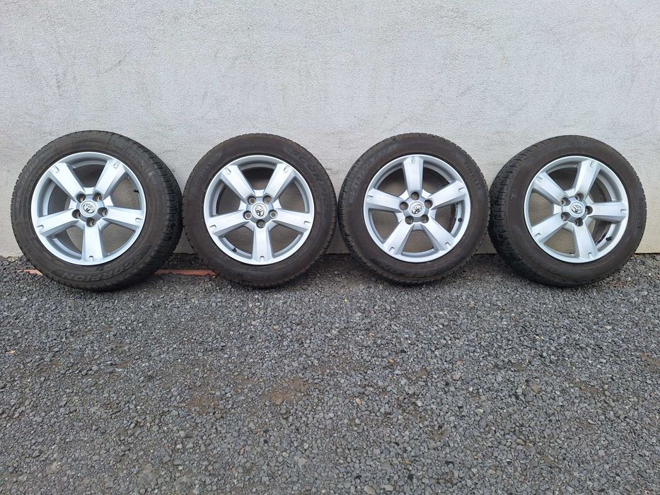 Jante Toyota CHR 7.0x17 et 45 5x114,3