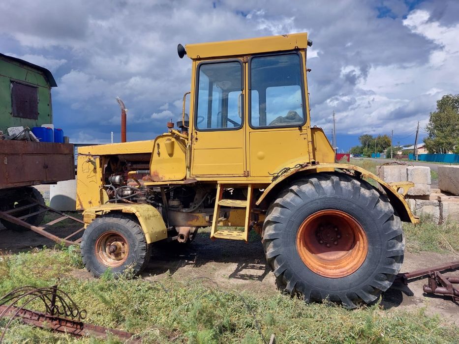 ДТ -75 колёсный сатылады