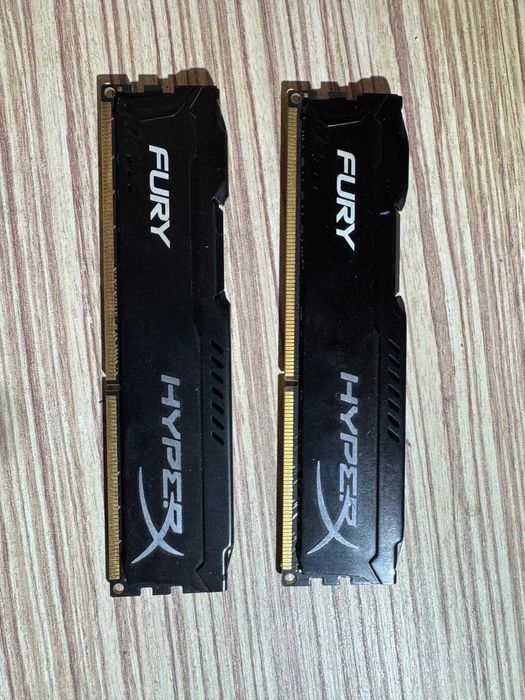 Memorie DDR3 Fury HyperX 2x8g
