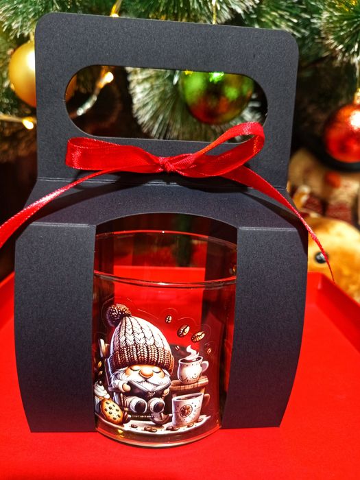 Чаши с коледни мотиви