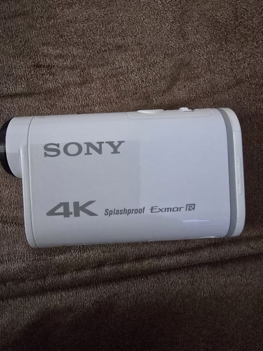 Sony fdr-x1000 action камера + батерии + аксесоари