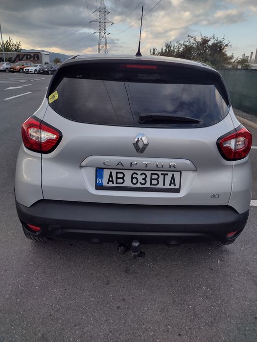 Vând Renault Captur