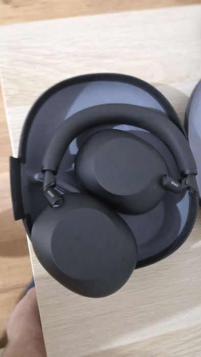 Casti Sony WH-1000XM6