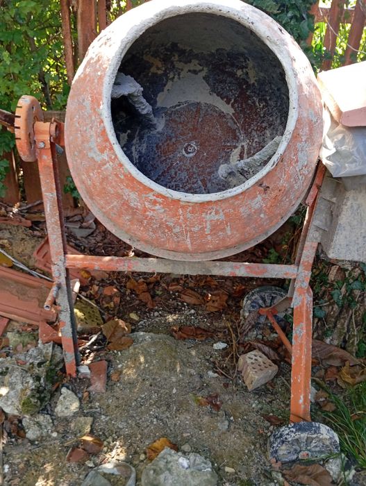 Бетонобъркачка/ миксер за бетон