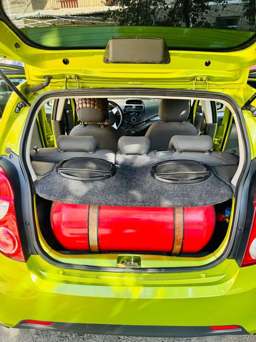 Spark salatviy 3-pazitsiya M/T Mexanika gaz