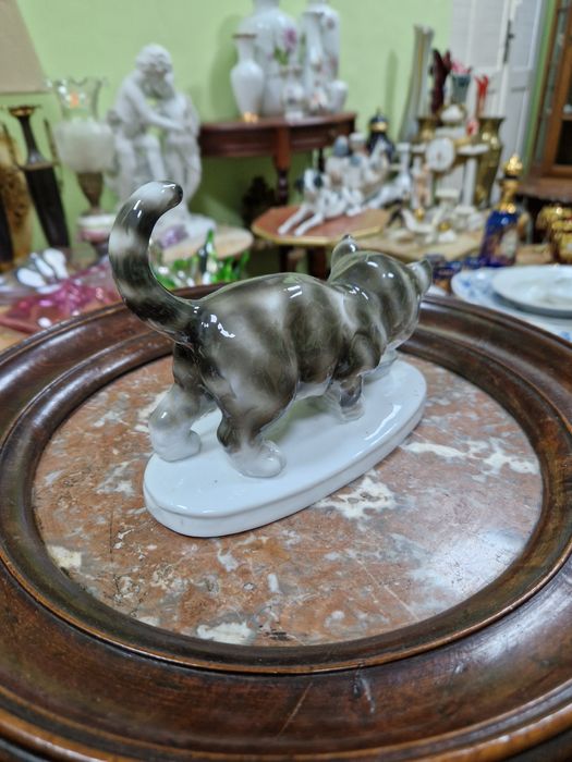 Рядка уникална антикварна колекционерска порцеланова фигура Graefentha