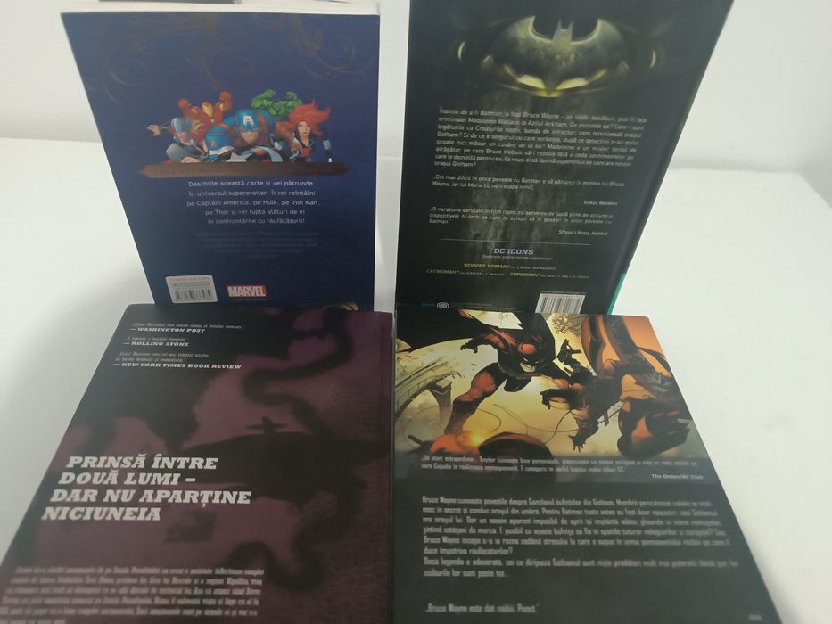 Comicbook Batman/Wonderwoman/DC/Marvel + Carte batman