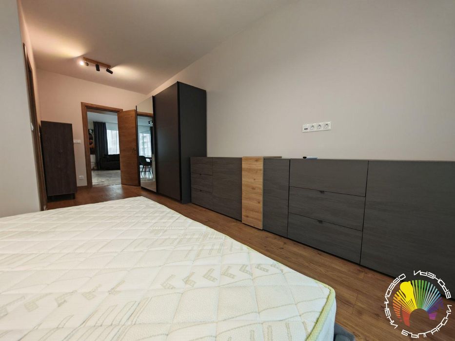 Продава се Тристаен апартамент в Бургас, Славейков - 137 кв.м за 2847 €/кв.м - Снимка #15