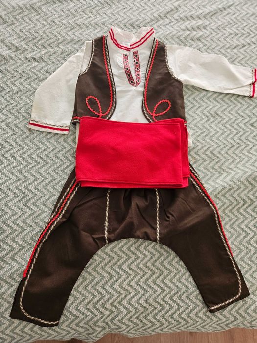 Детска носия размер 92 , 1,5г -2г