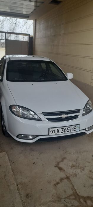 Gentra Elegant  sotiladi srochni