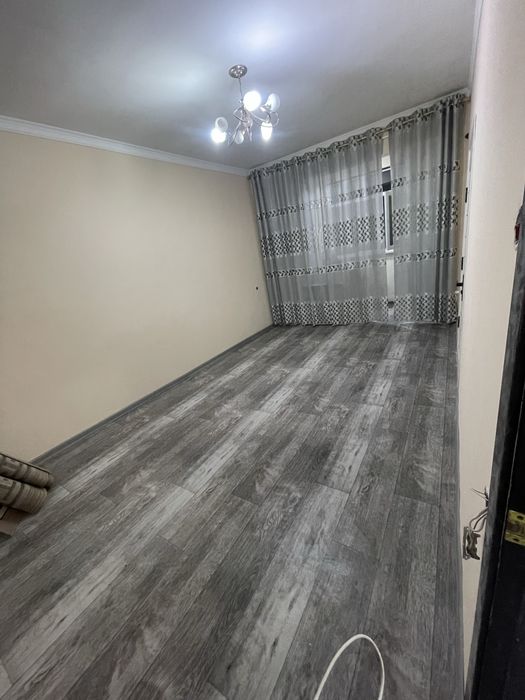 Chilonzor 11 kv 1*2 xonali lubboyiga srochni. 400$