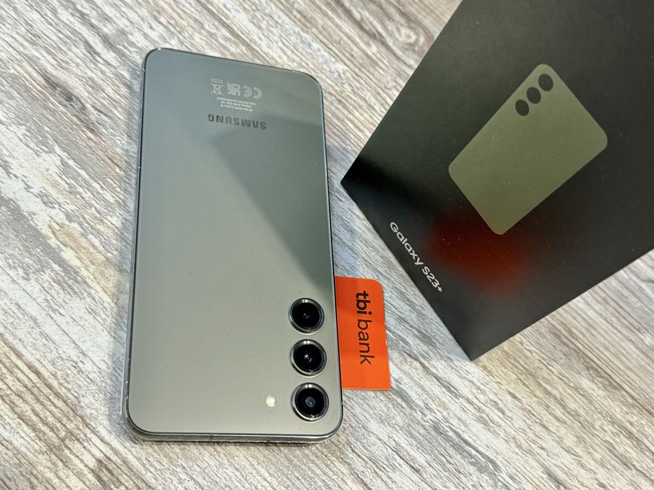 Samsung Galaxy S23 Plus 512 GB 8 GB Ram Dual Sim Отличен