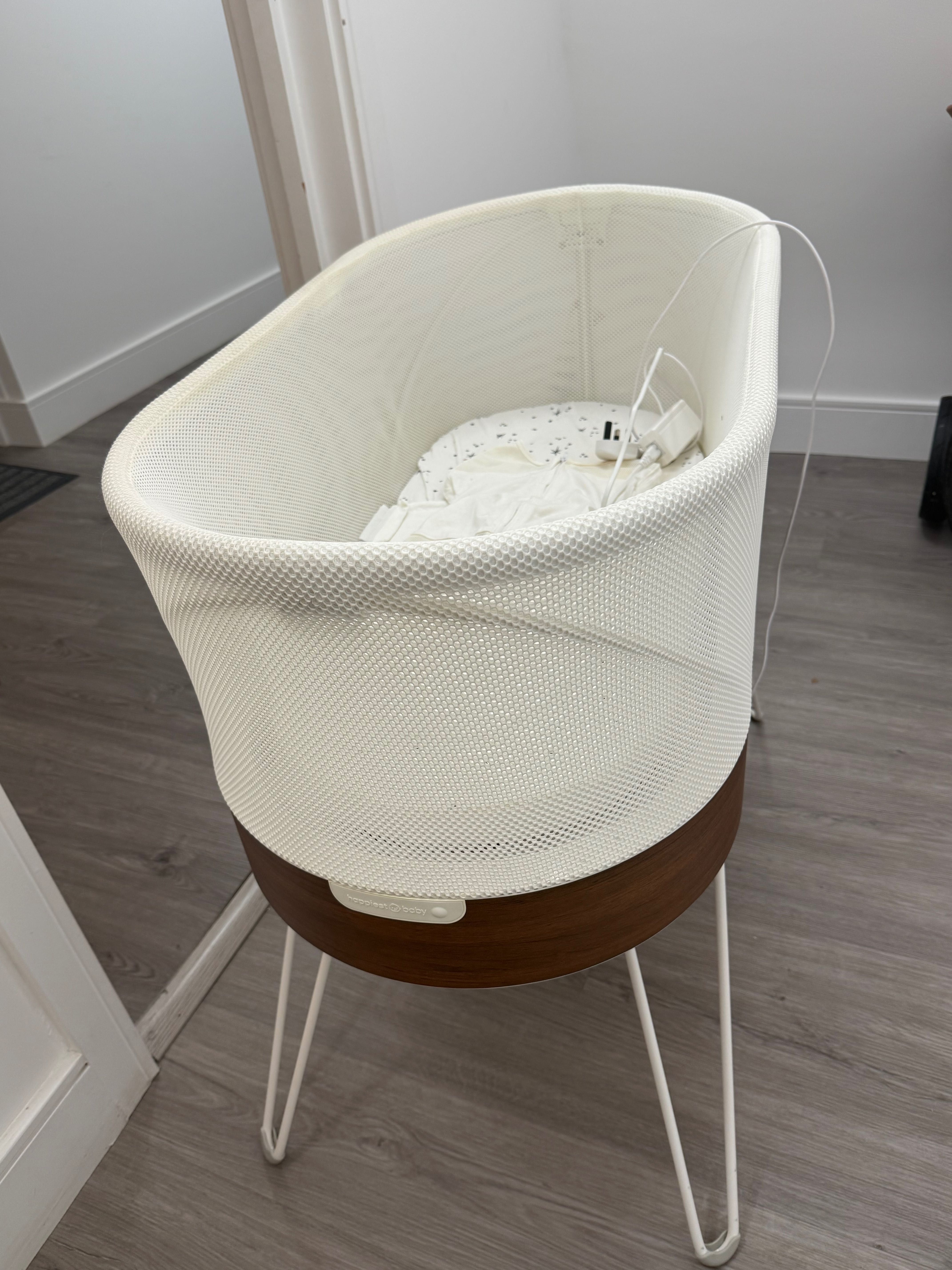 The happiest baby snoo smart sleeper кошара за бебета
