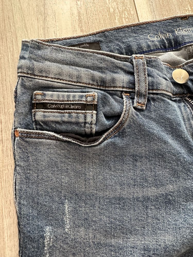 Дънки Calvin Klein Jeans