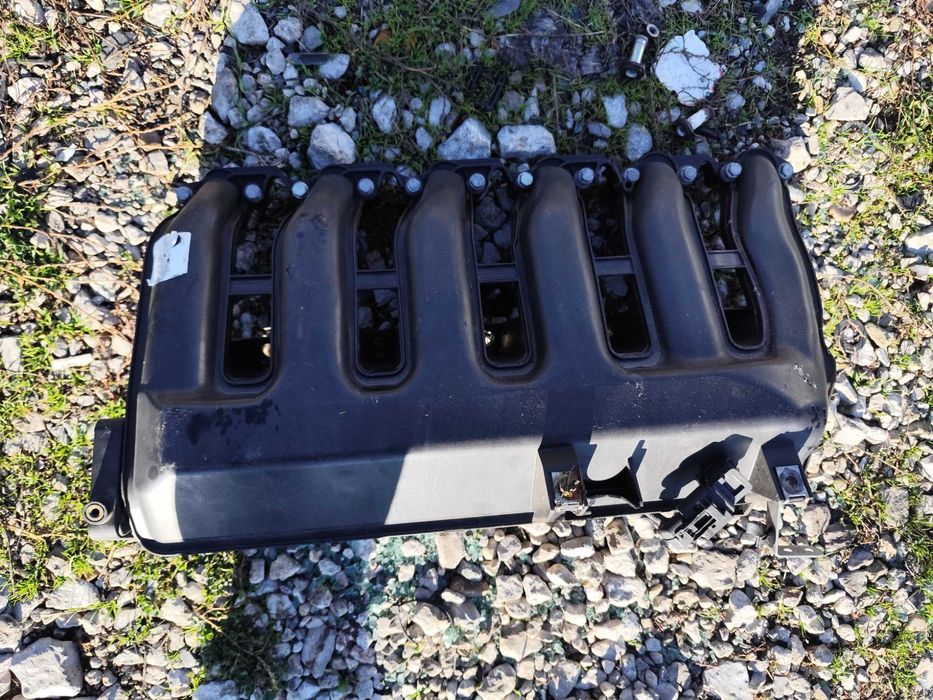 Всмукателен колектор БМВ Е60 525 177