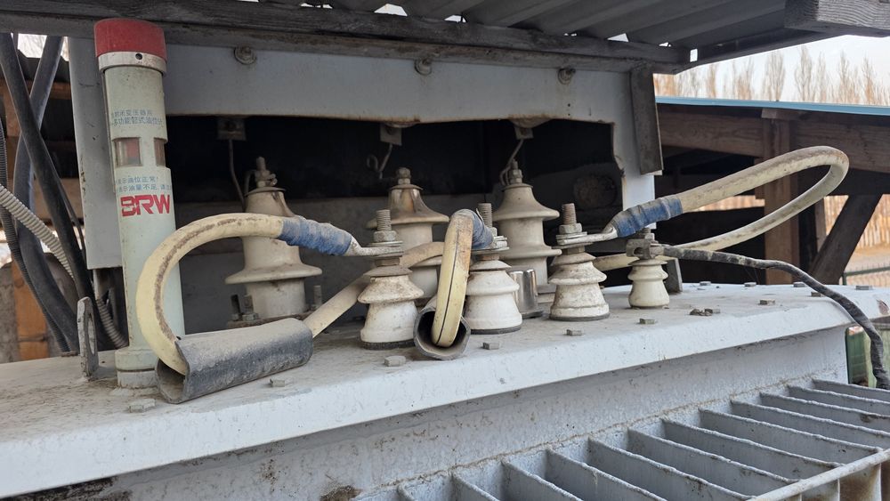 Трансформатор 250 кв, 2022 йил иш. чикарилган, идеально ишлаб турибди.