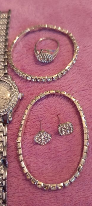 Set bijuterii argintiu