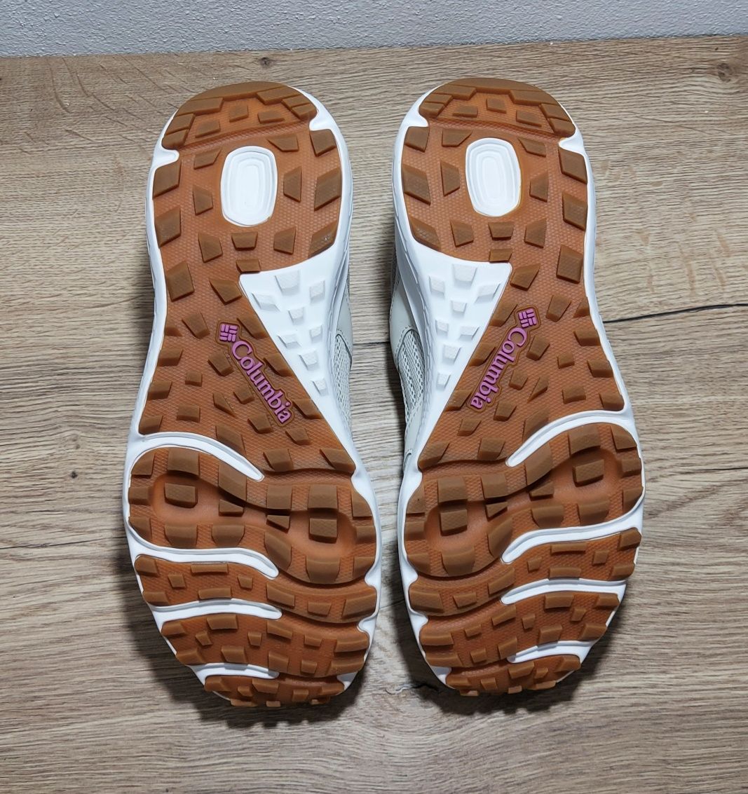 Adidasi sport Columbia Novo Trail Omni Shield, trekking, nr 39 EU