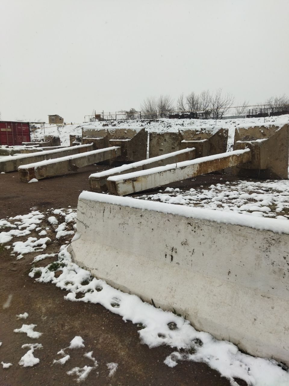 Продам железобетонное здание