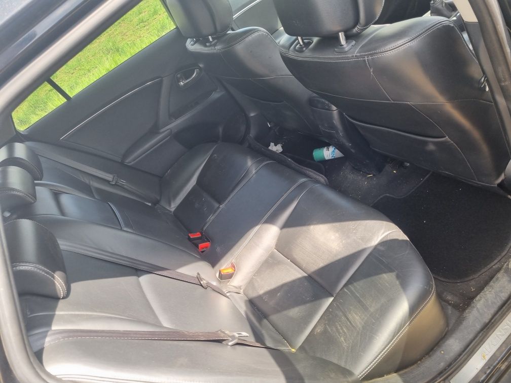 Interior piele Toyota Avensis T27