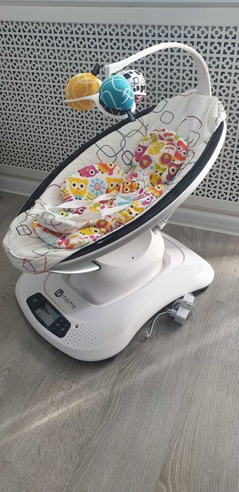 Детское кресло-качалка 4moms