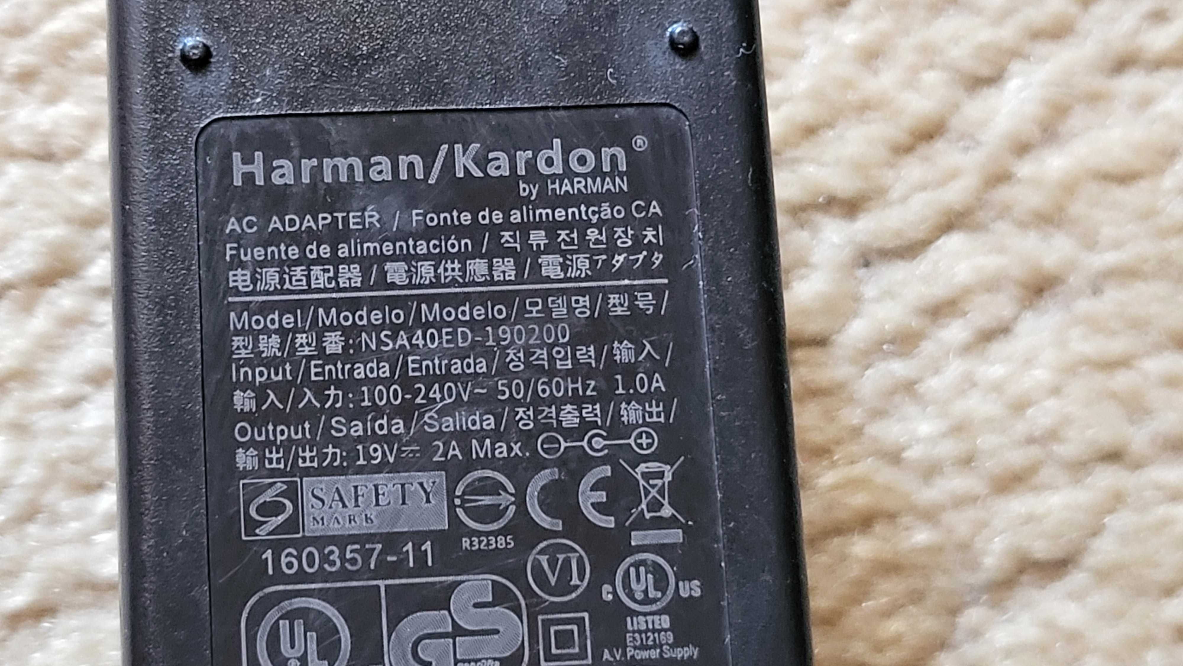 Harman Kardon Incarcator 19V-2A fuctional