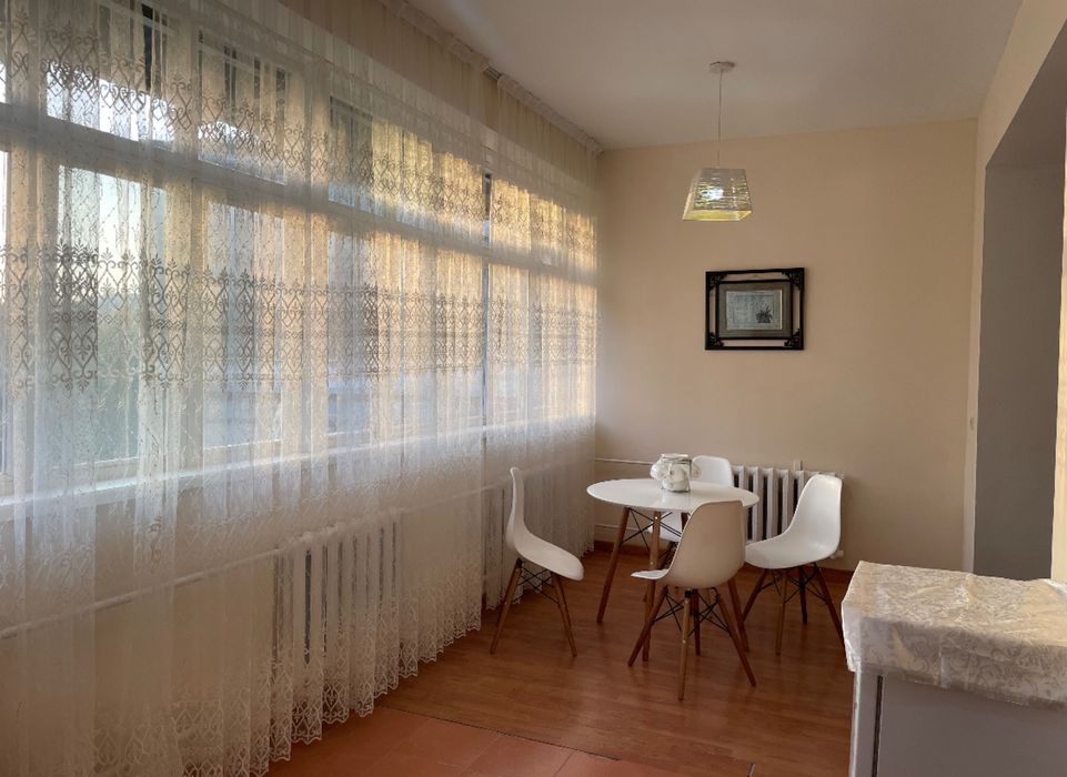 Продается 4х комнатная кв. 4й этаж. 114м2. Бульвар.