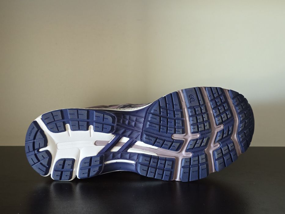 ASICS GEL-KAYANO 26/ 44.5номер 28.5см Стелка Нови с Кутия