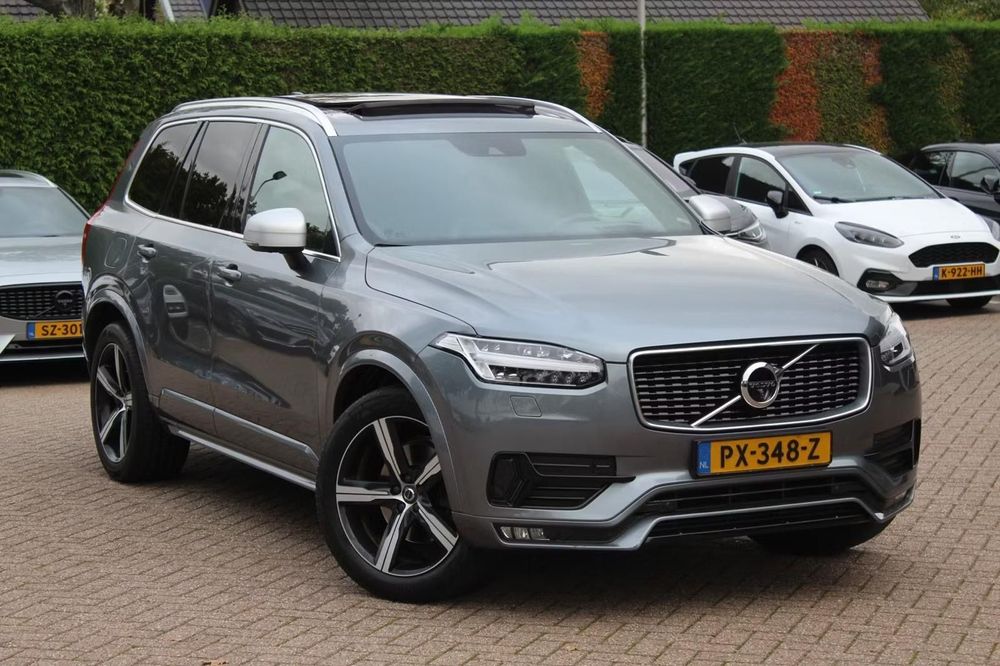 Volvo XC 90 R-Design Panorama Suspensie perne 7 locuri Camera 360 Head-up KM REALI