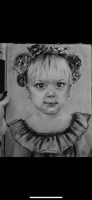 Portrete jn creion la comanda