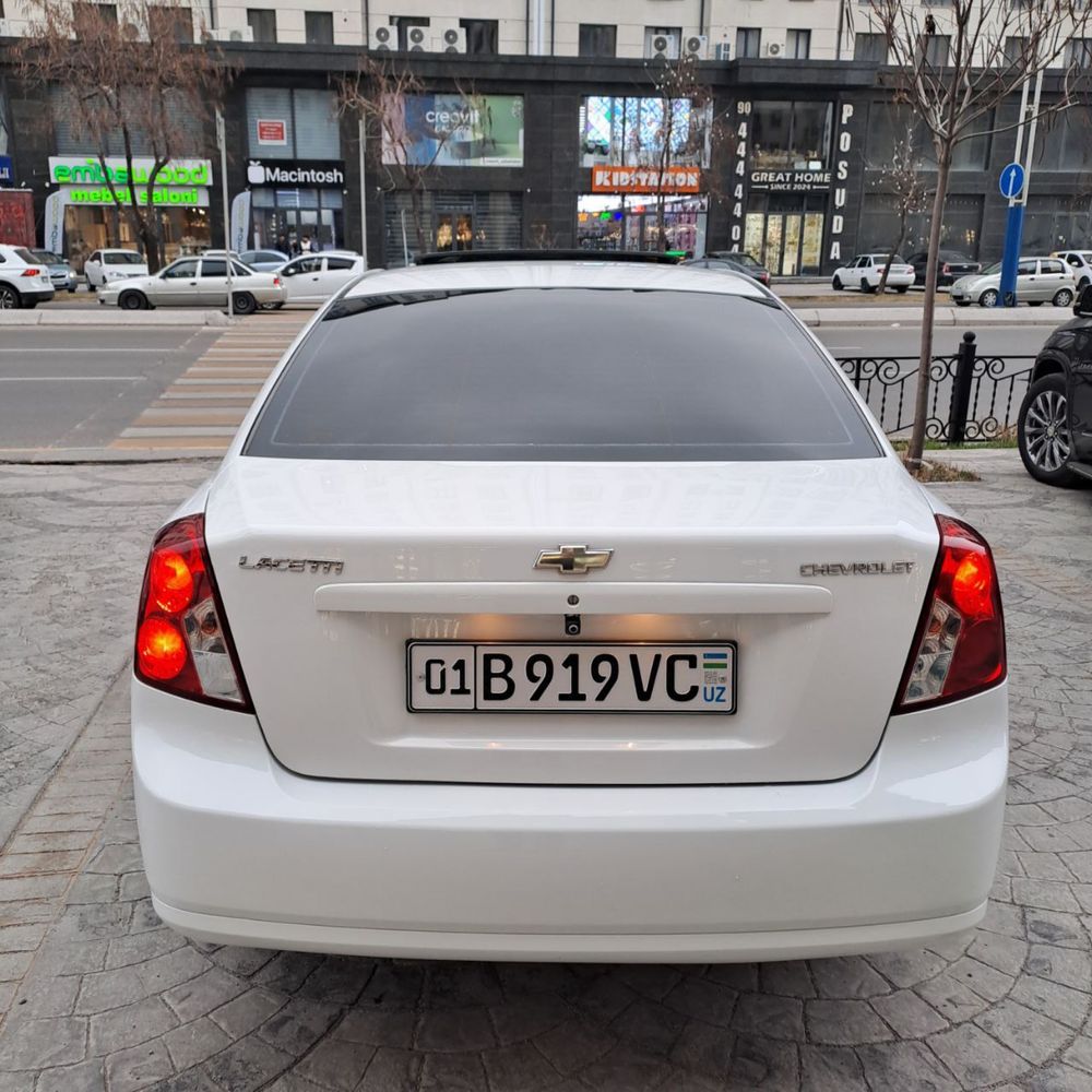 Arenda boshiga 2000 $ holati yaxwi