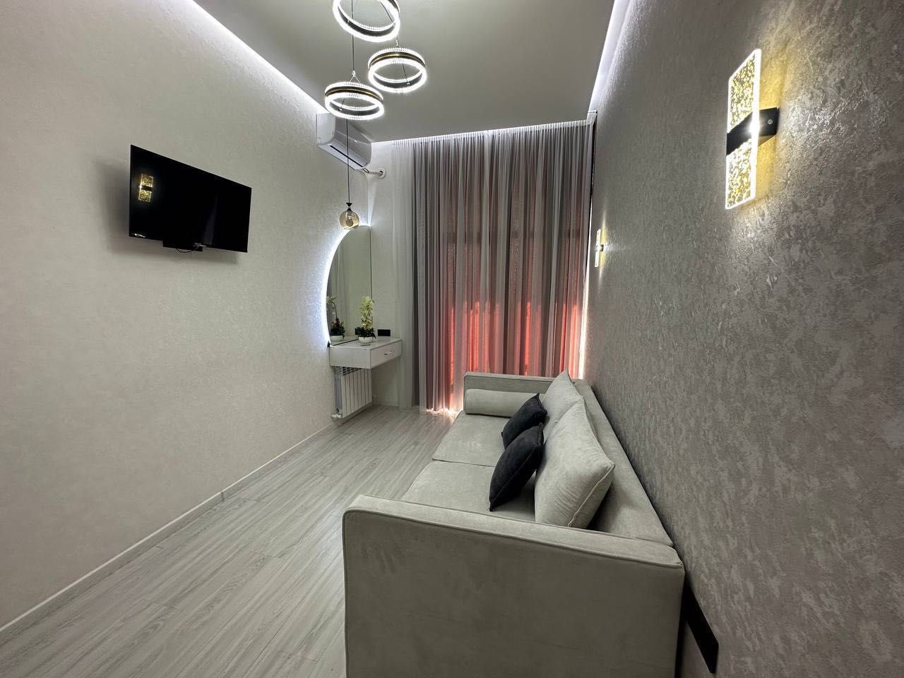 Parkent Plaza продается 2 комнатная квартира ремонт Мирзо Улугбек