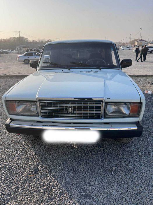 Продаётся Жигули 07 2006 года выпуска.