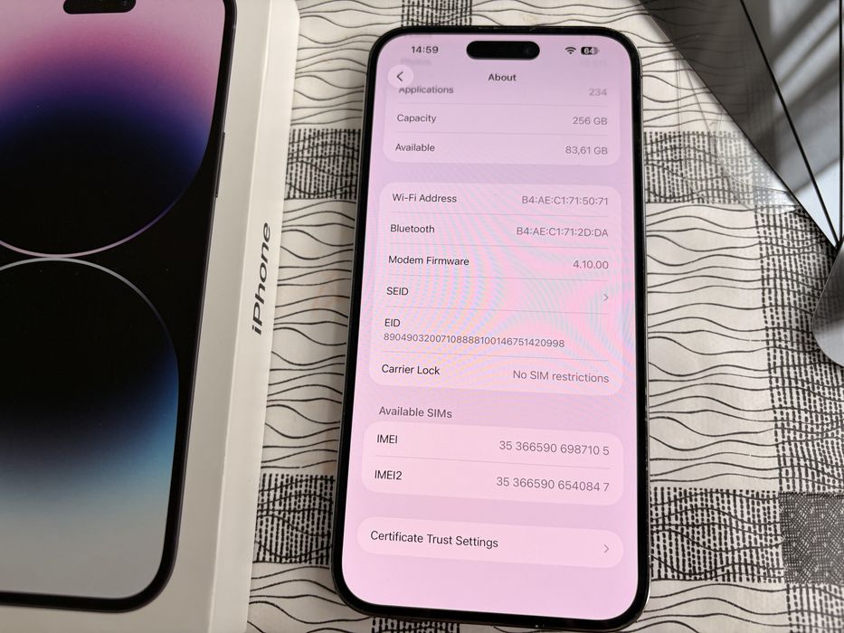 iPhone 14 PRO MAX 256 eSim + ориг кожен калъф + 7 скрийн протектора