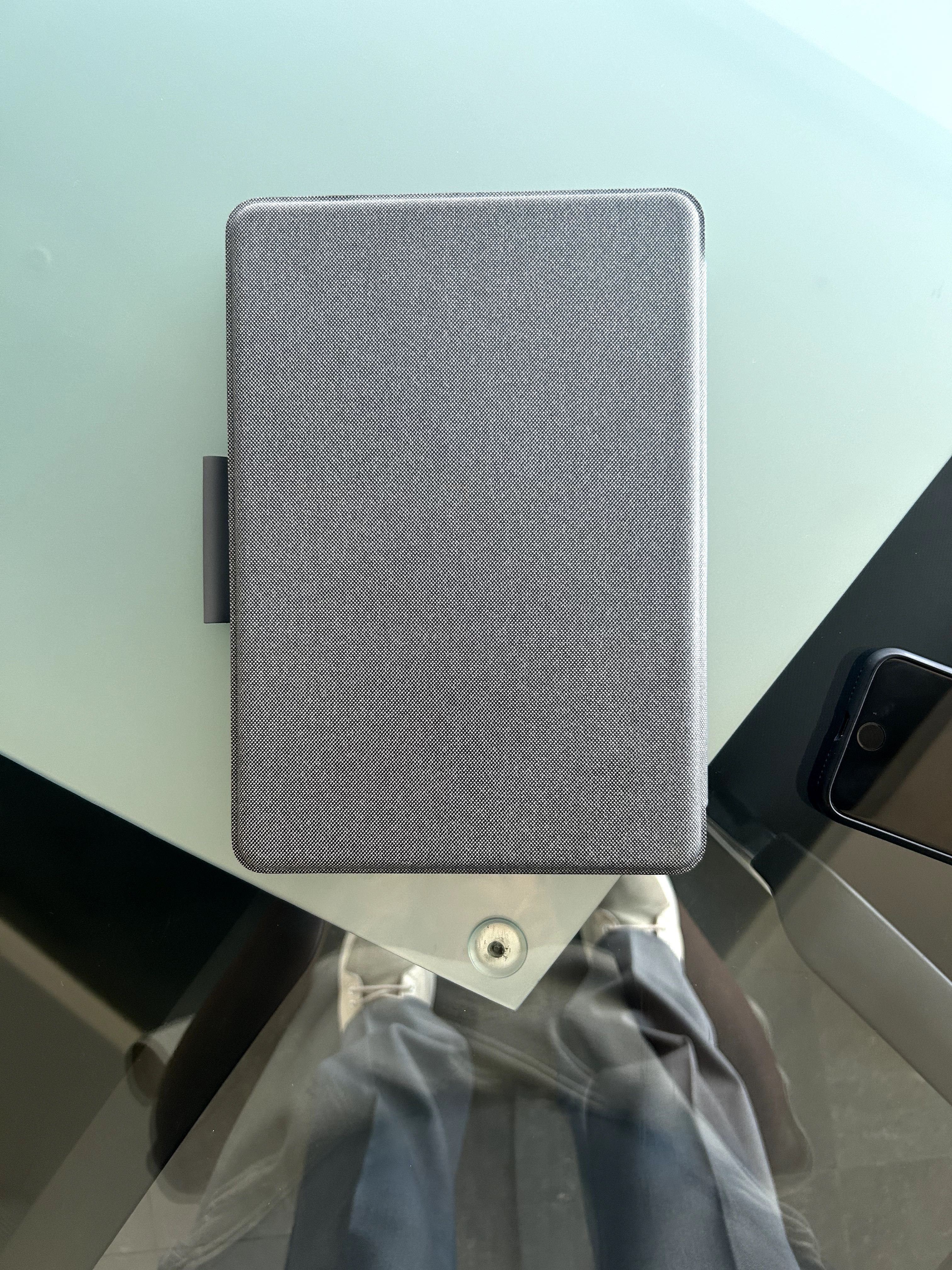 Ipad 9 10.2 inch 64gb + Logi кейс с клавиатура и trackpad
