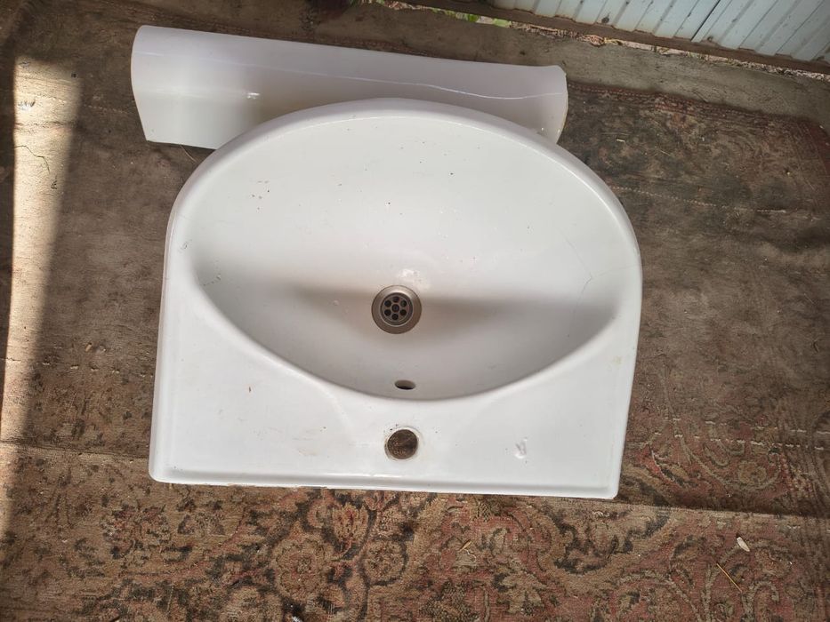 Продам раковину в хорошем состоянии