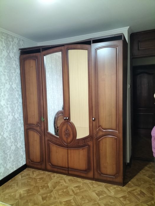 Шкаф               о