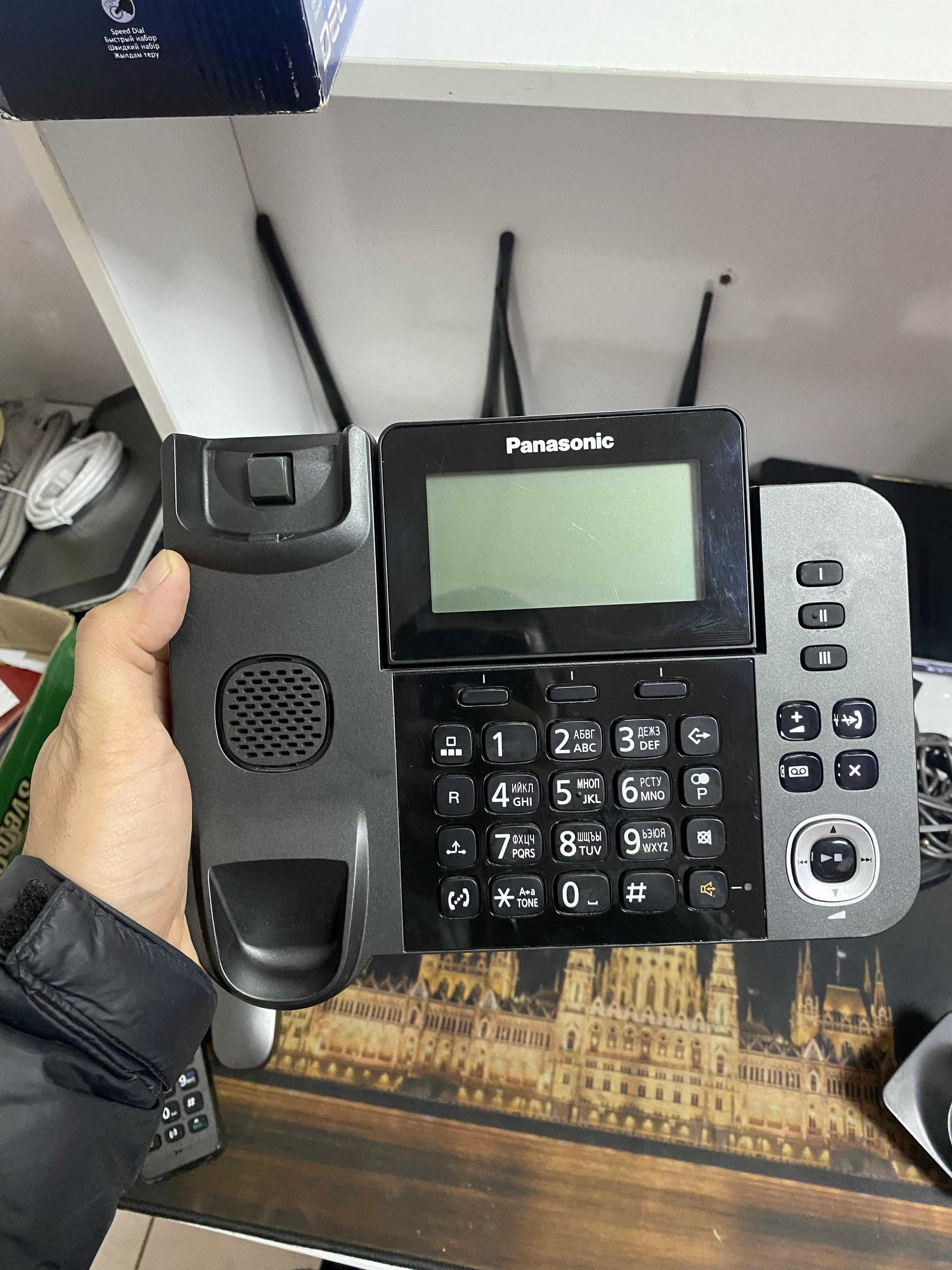 Panasonic KX-TGF320 radiotelefon srochno