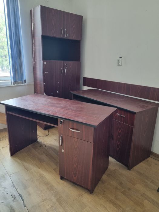 Mobilier birou drept si pe colt
