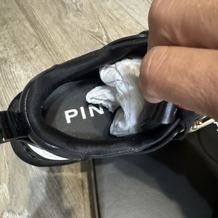 Оргинални естественна кожа Pinko Нови