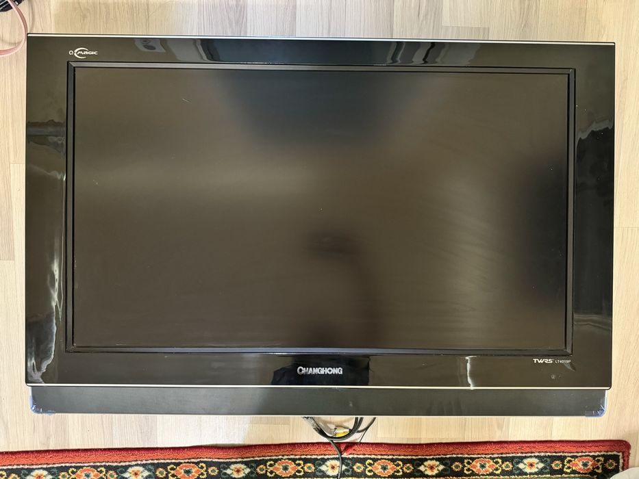 Телевизор 43 дюйма