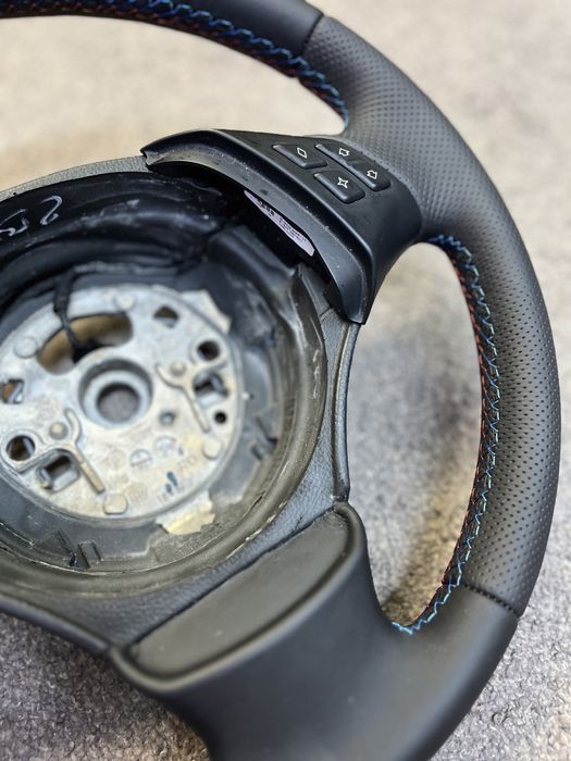 Volan piele Bmw Seria 1,Seria 3 e90/91/92/93/81/87 X1 2005-2010