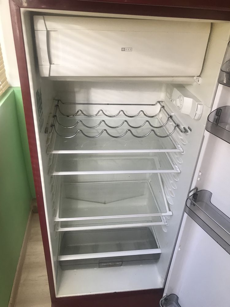 Ретро хладилник