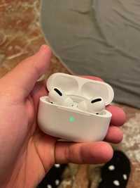 Продам airpods pro оригинал